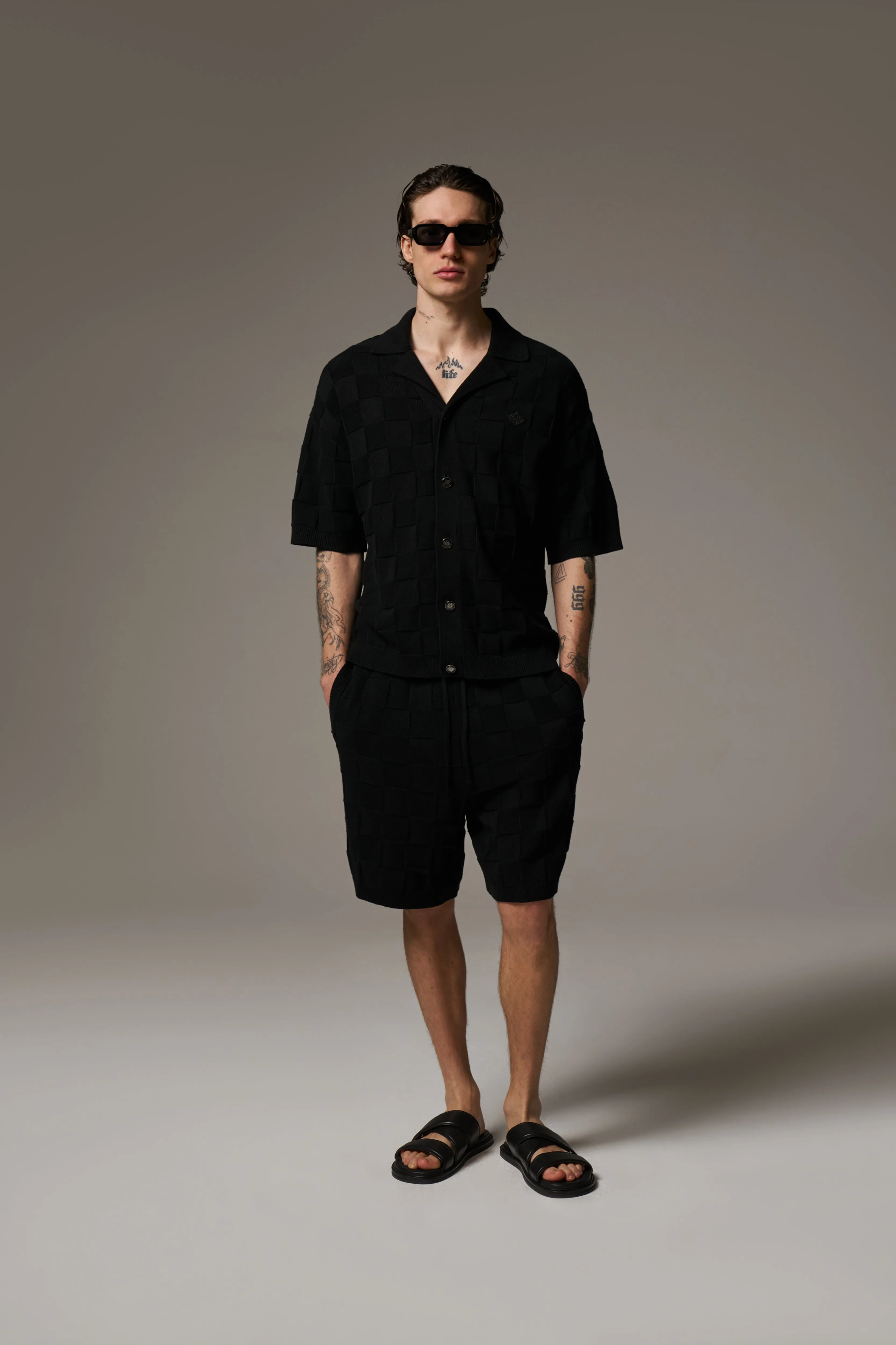CHECKERBOARD KNITTED SHIRT - BLACK
