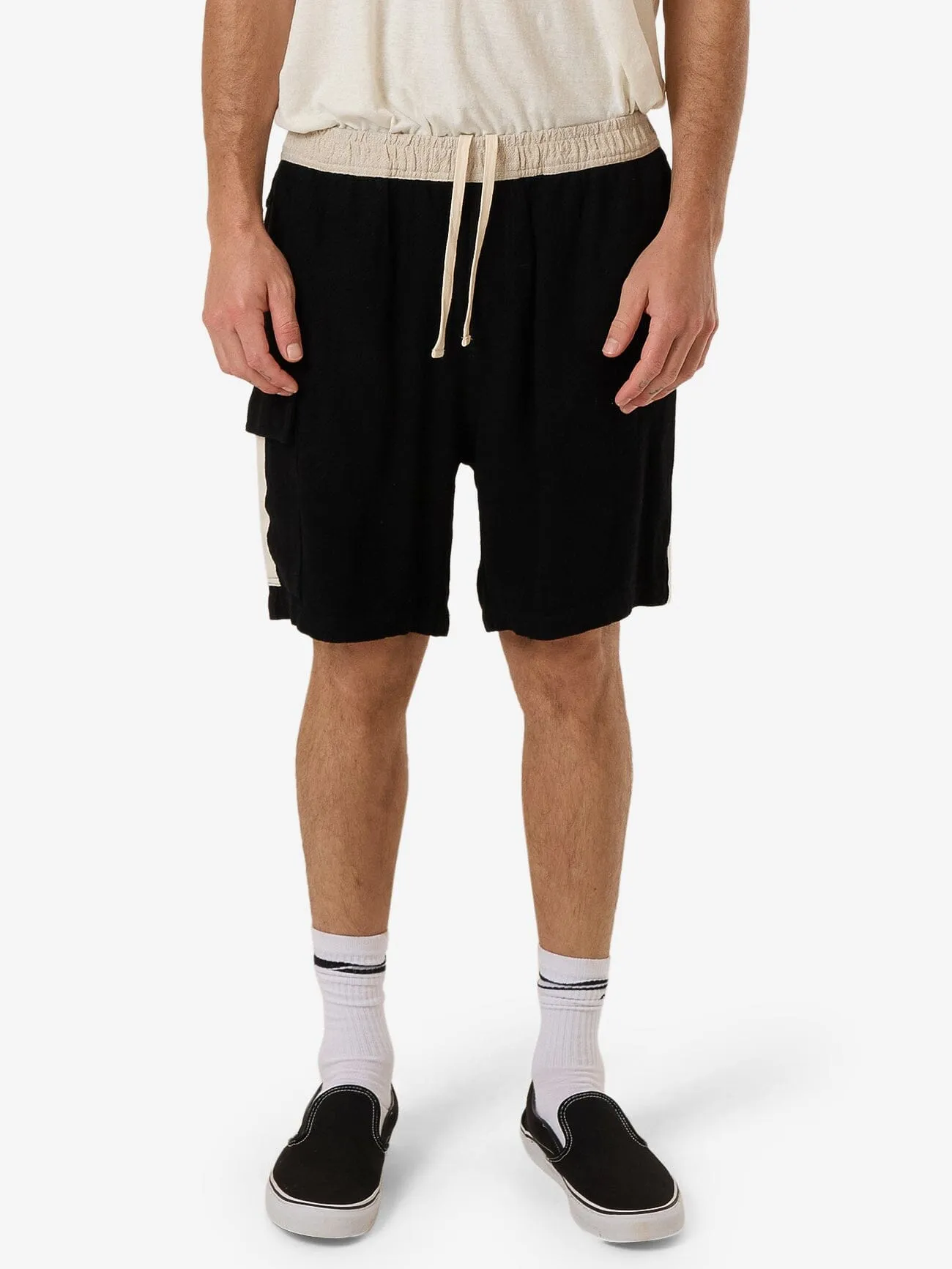 Lost In Paradise Short - Washed Black