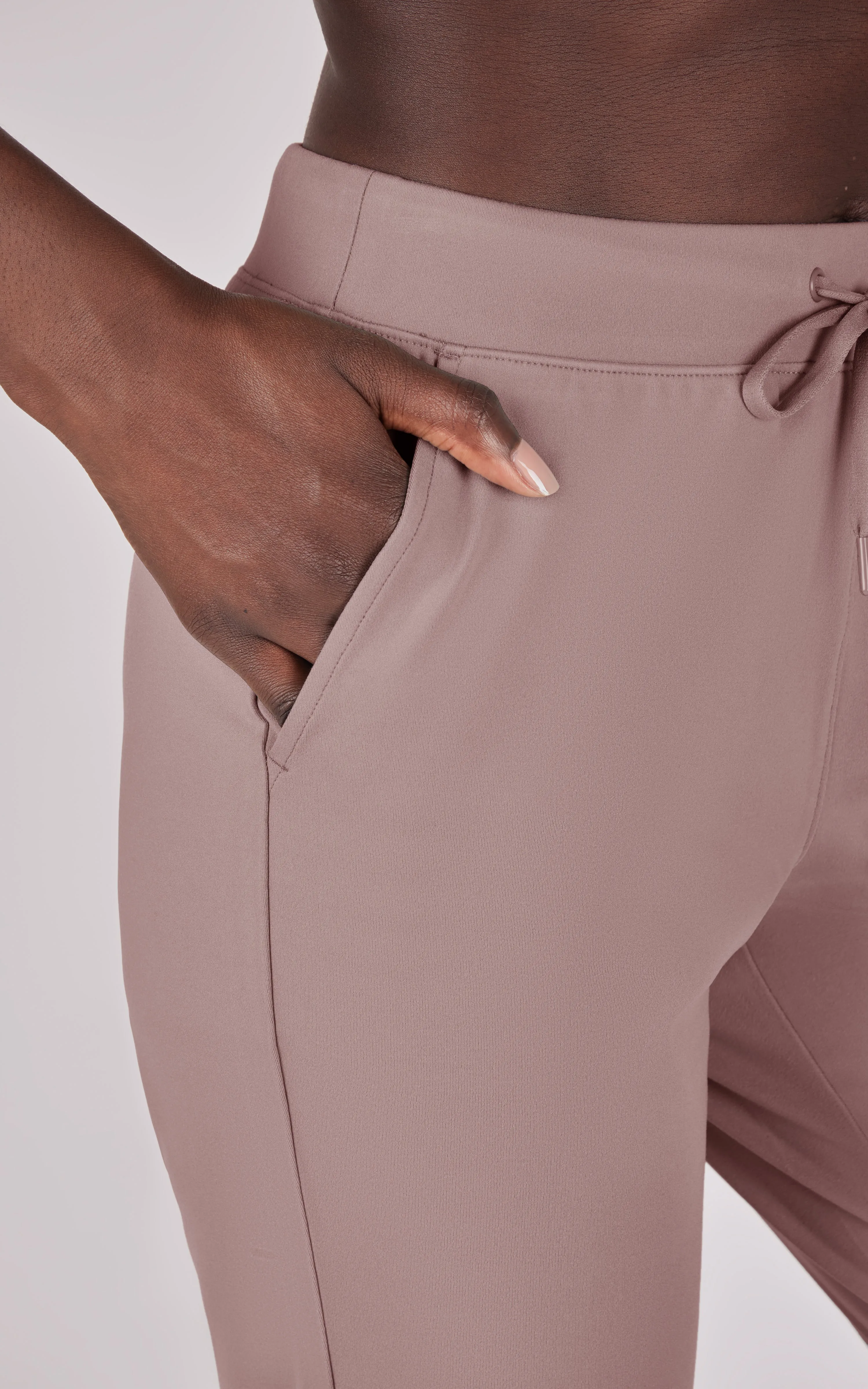 Lux Straight Leg Pant