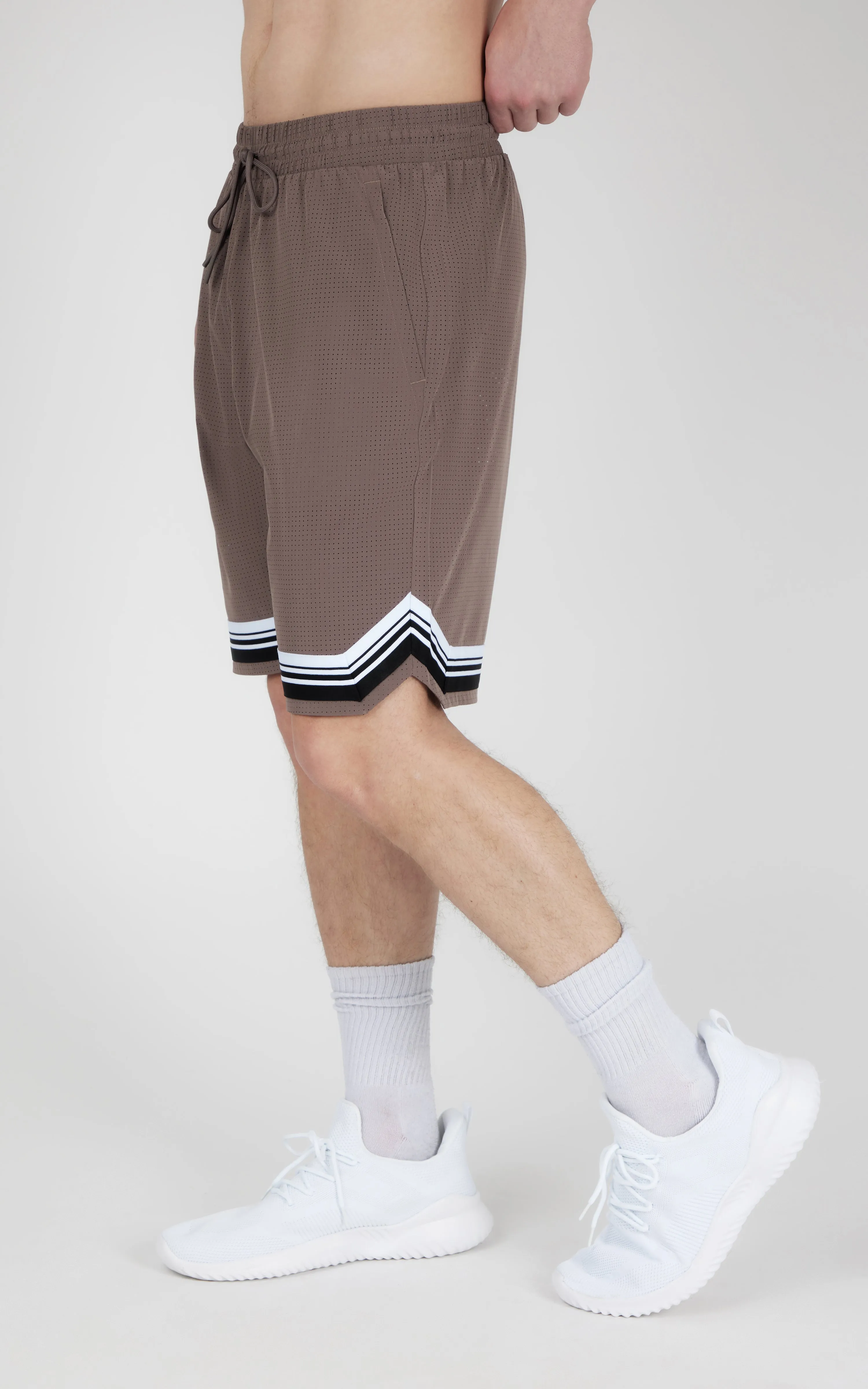 Men's 8.5" Perforated Short