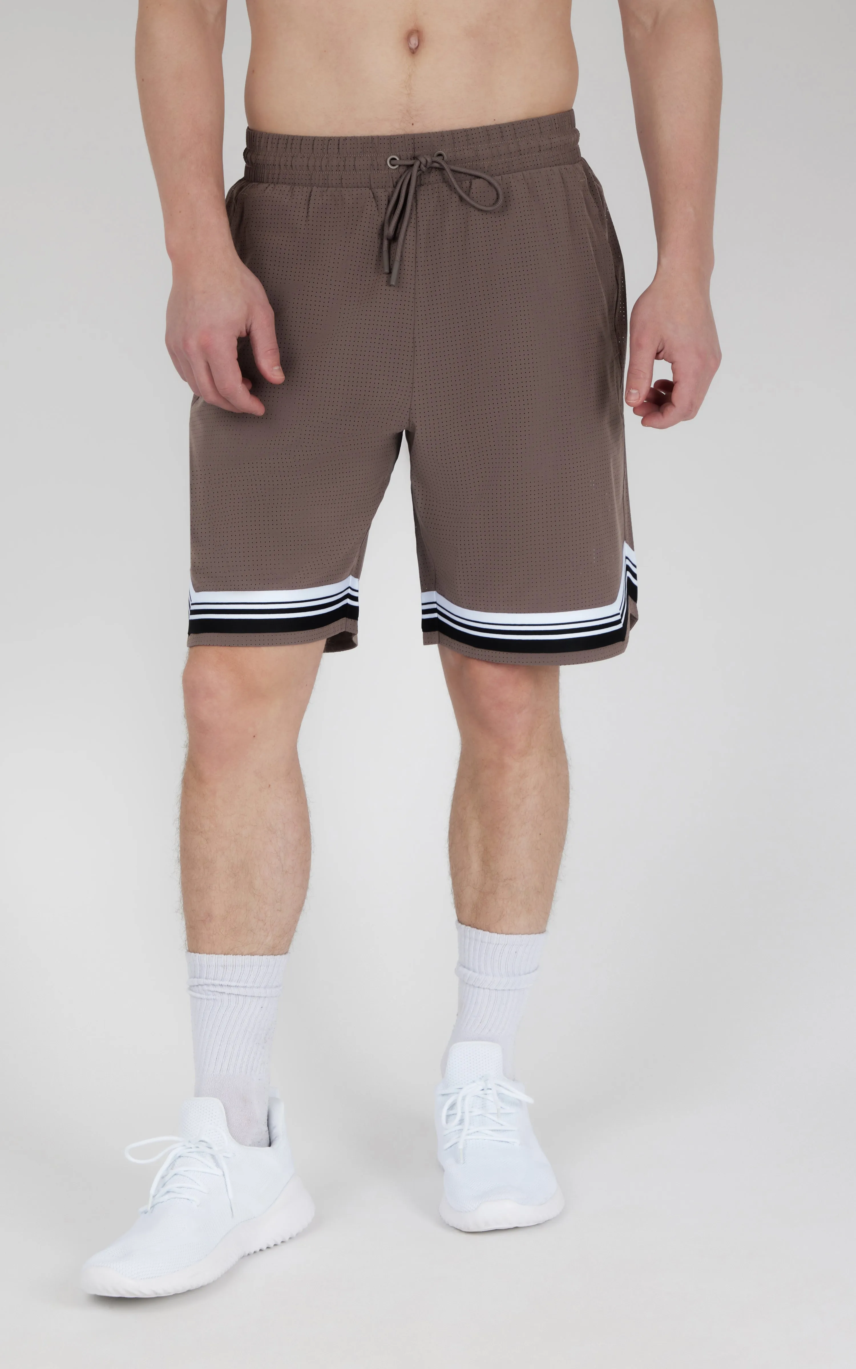 Men's 8.5" Perforated Short