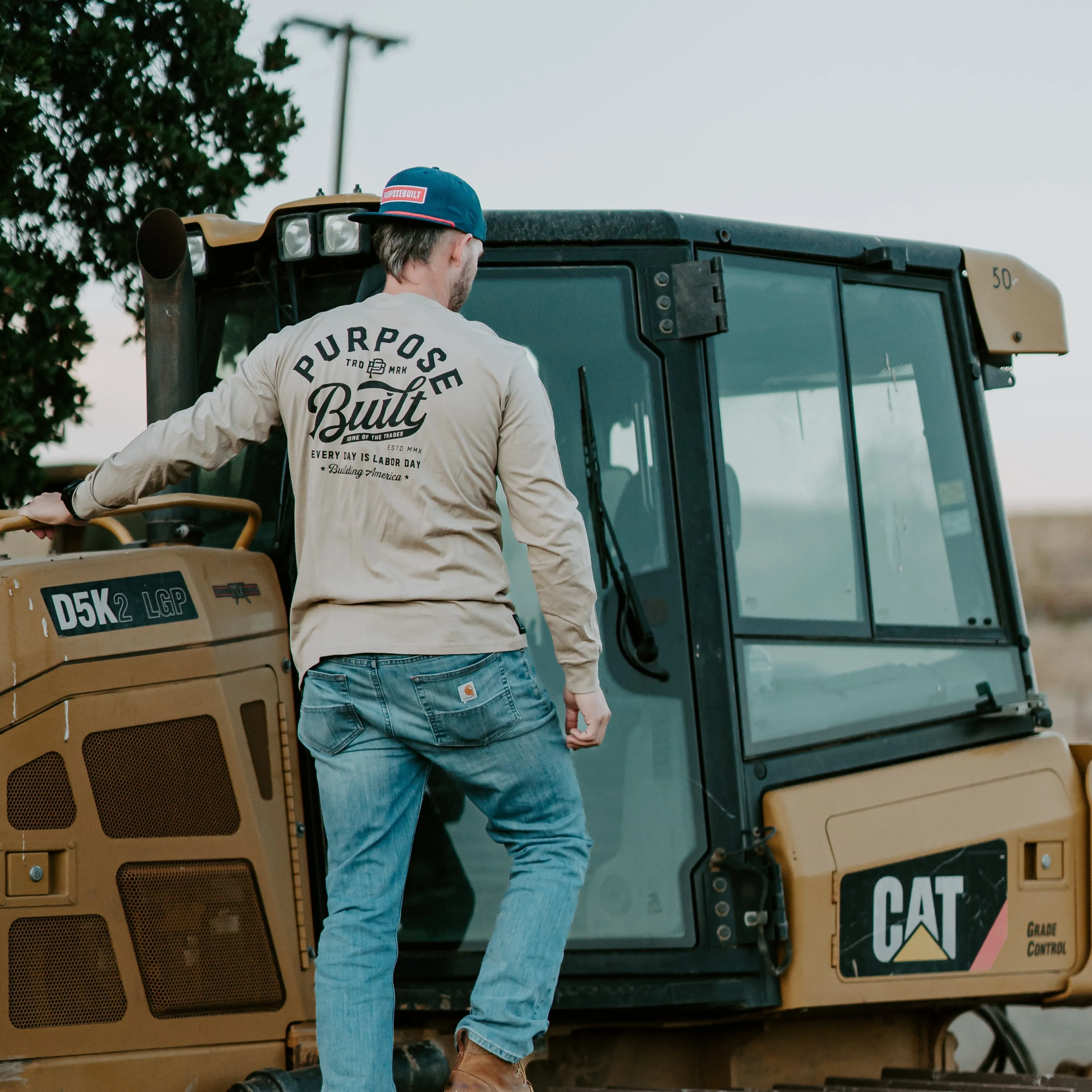 Script Long Sleeve Tee, Sand