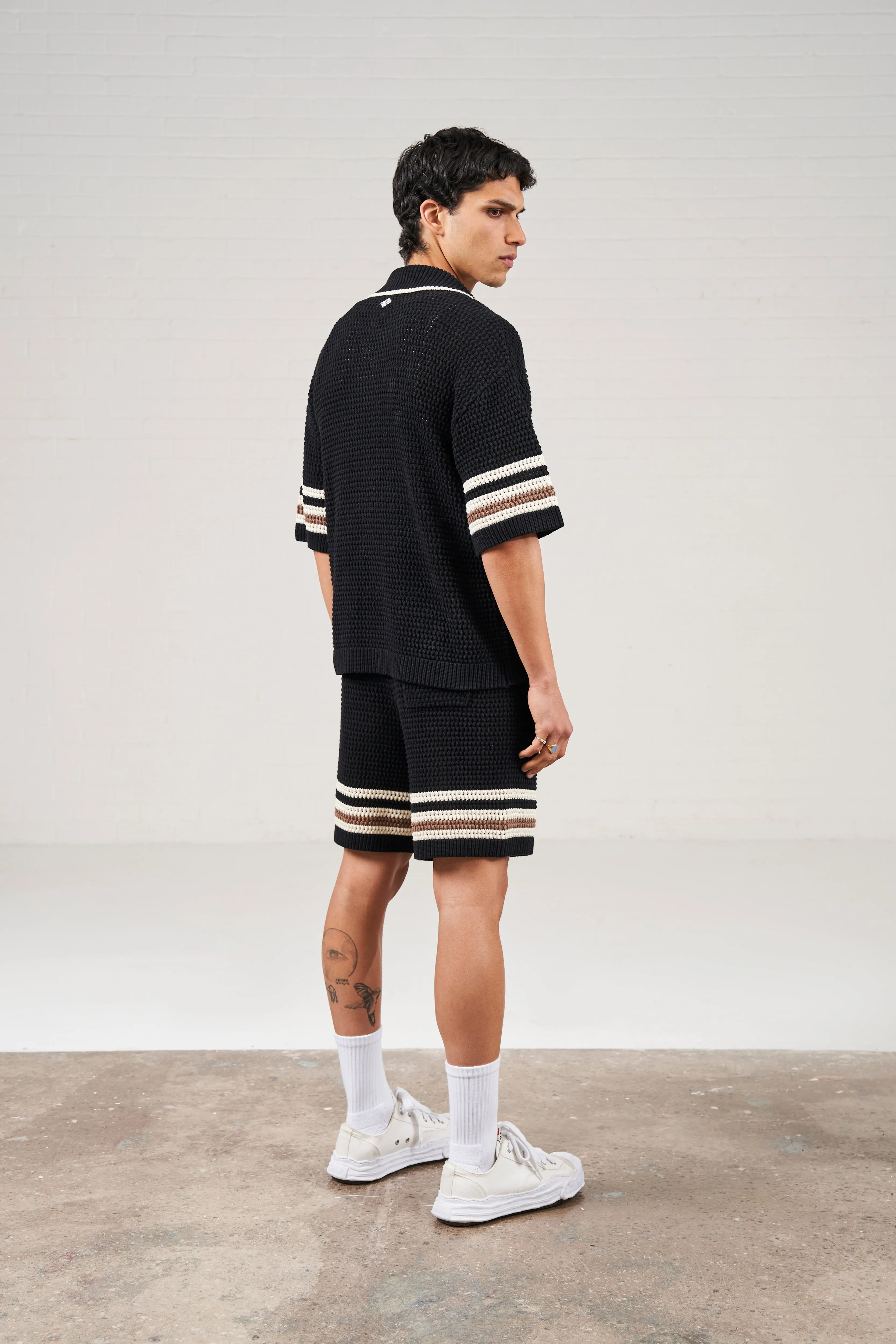 STRIPE TRIM CROCHET KNITTED SHIRT - BLACK