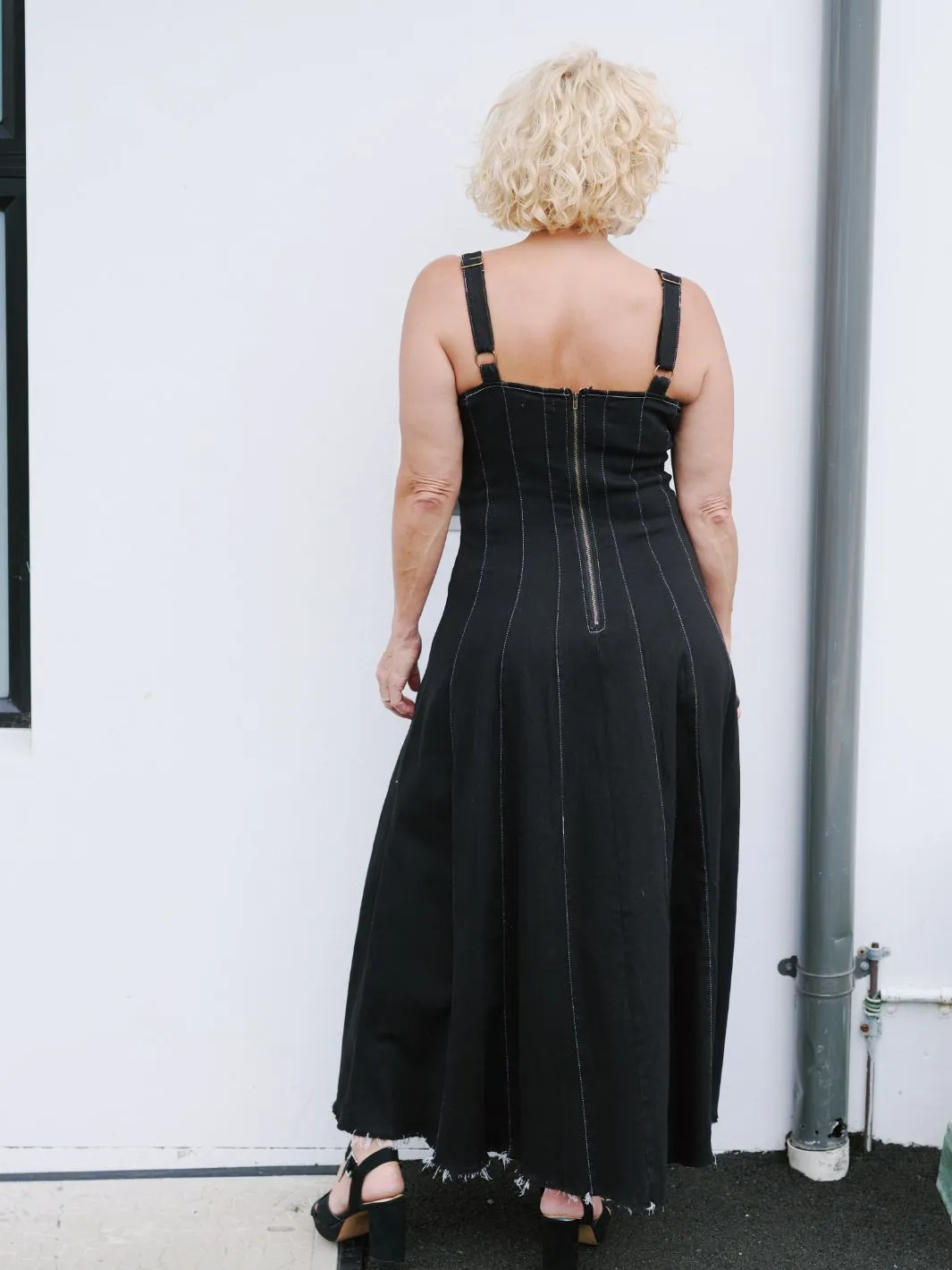 VIVIENNE STITCH DRS