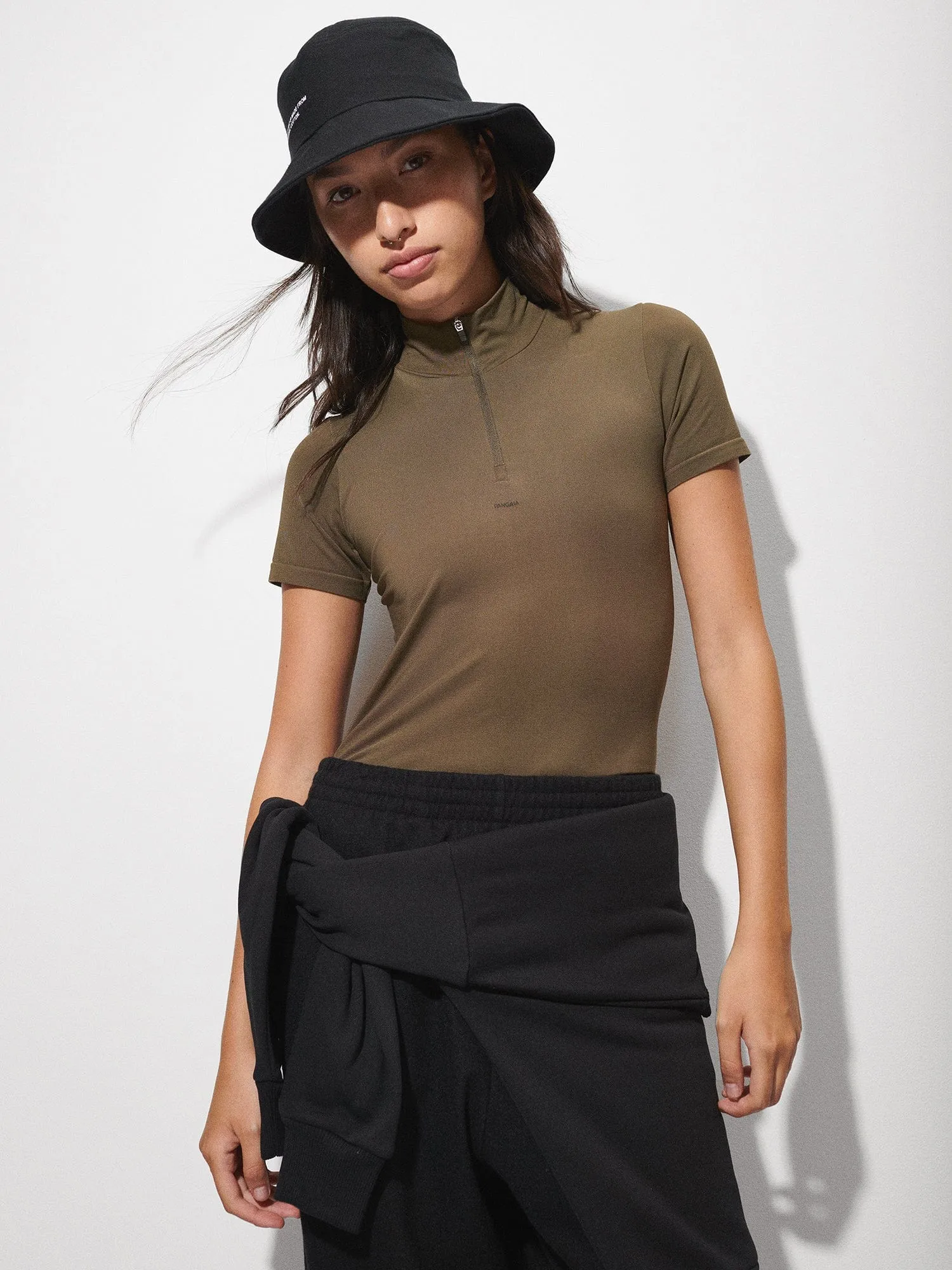 Women's Plant-Stretch Zipped Top—soil brown